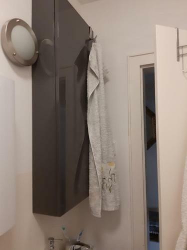 Apartamento 2 Bed/2 Baths In D�sseldorf Center Next To Kytaro