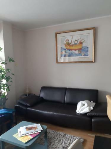 Apartamento 2 Bed/2 Baths In D�sseldorf Center Next To Kytaro