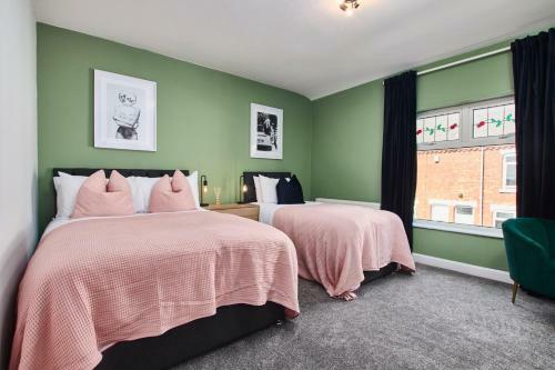 Gorgeous 2br House Wparking Sleeps6 By Purestay