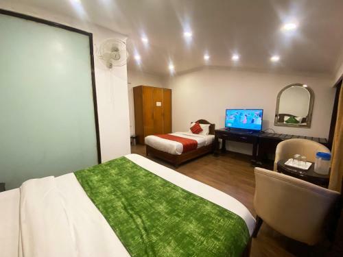 Hotel Royal Classic @ Mall Road Mussoorie