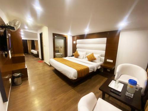 Hotel Royal Classic @ Mall Road Mussoorie