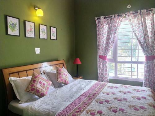 Whistling Thrush Cottage, Bhimtal (2bhk)