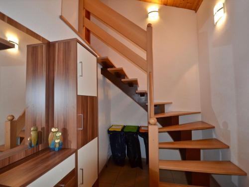 Beautiful Apartment In Umhausen With Balcony