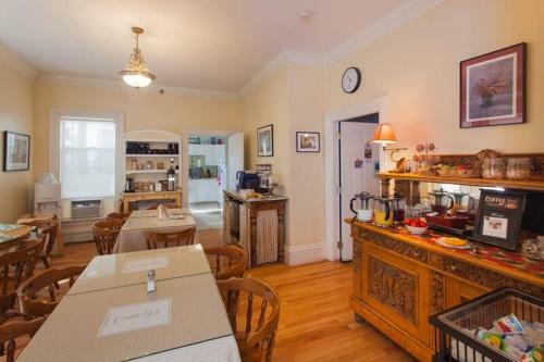 Bed & Breakfast Harding House