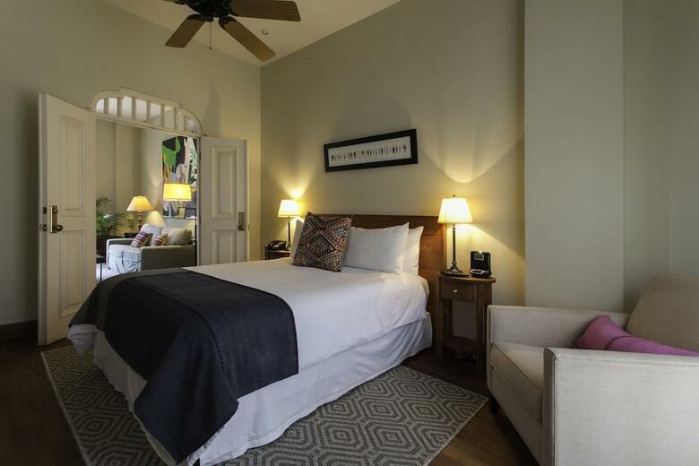Hotel Las Clementinas