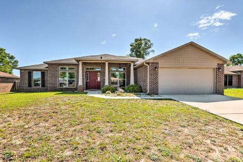 Cozy Milton Home About 32 Mi To Pensacola Beach!