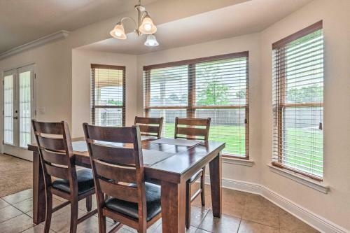Cozy Milton Home About 32 Mi To Pensacola Beach!