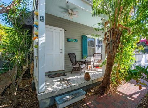 Conch Cottage