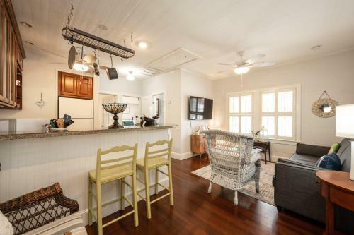 Conch Cottage