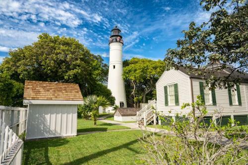 Litehouse South