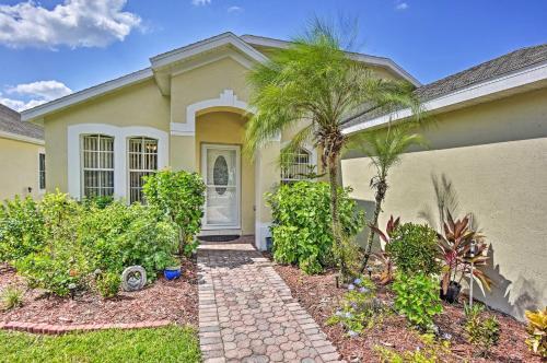 Luxury Disney Area Villa With Game Room And Pool!