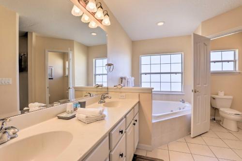 Villa Large Disney-area Home With Private Pool, Yard And Spa