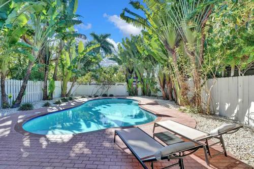 Villa Beach House W/ Heated Pool