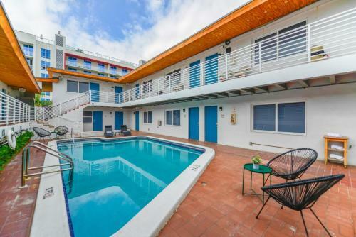 Apartamento Lovely 1 Bedroom With Pool Steps From The Beach #32