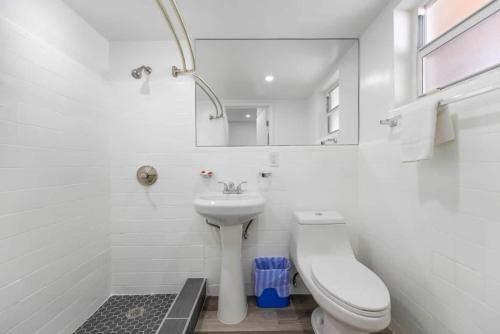 Apartamento Awesome 1 Bedroom With Pool Steps From The Beach #42