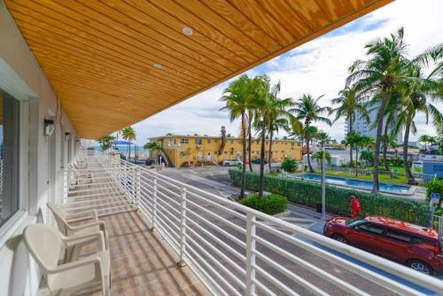 Apartamento Awesome 1 Bedroom With Pool Steps From The Beach #42