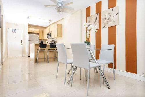 710 South Beach Apartment