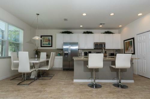Disney Large Family-friendly Townhouse W/pool - 06