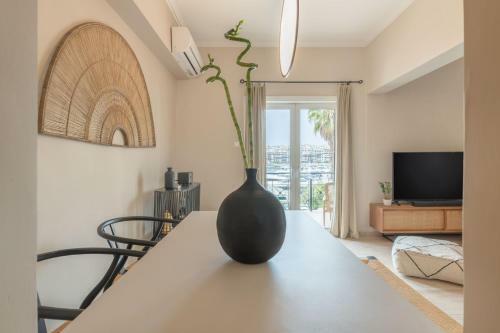 Apartamento Minimal Retreat W/ Watercoloured Sunset View
