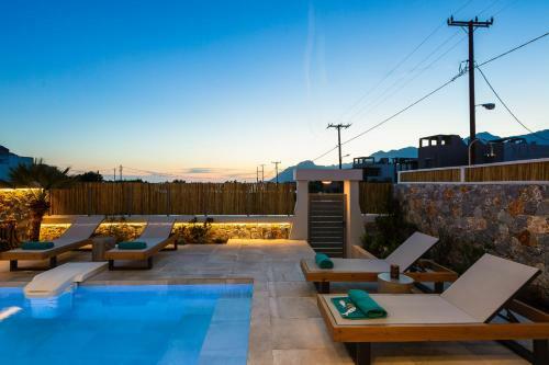 Villa Smili-naiades/3 Bedrooms, Luxury, Beachfront