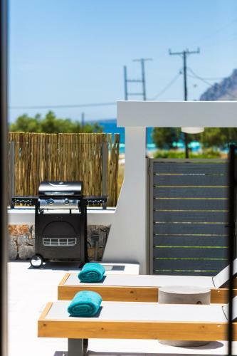 Villa Smili-naiades/3 Bedrooms, Luxury, Beachfront