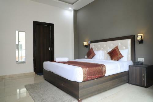 Live Free Hostel 2.0 Rishikesh