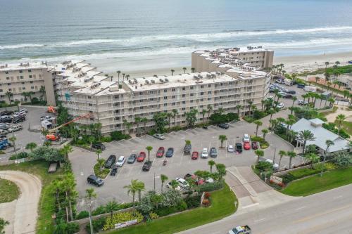 Pelican Condos