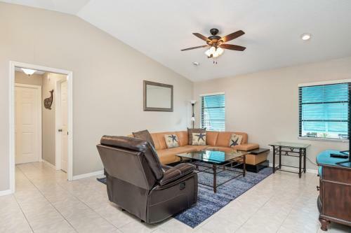 Peaceful Pool Home In Punta Gorda Isles On Canal