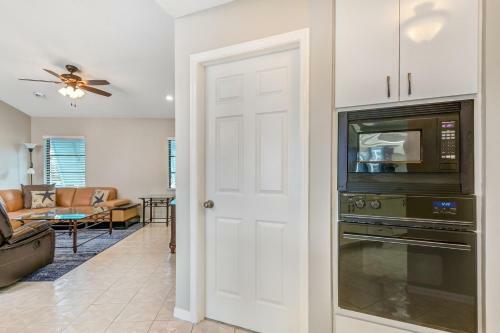 Peaceful Pool Home In Punta Gorda Isles On Canal