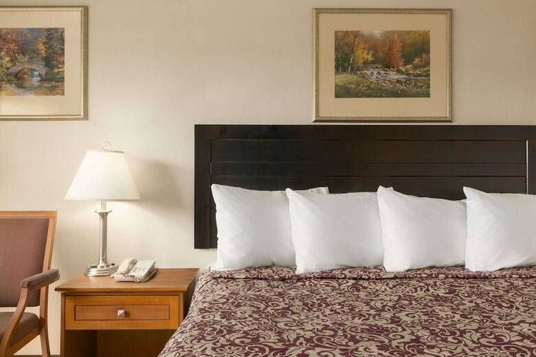 Hotel Travelodge Edmonton East