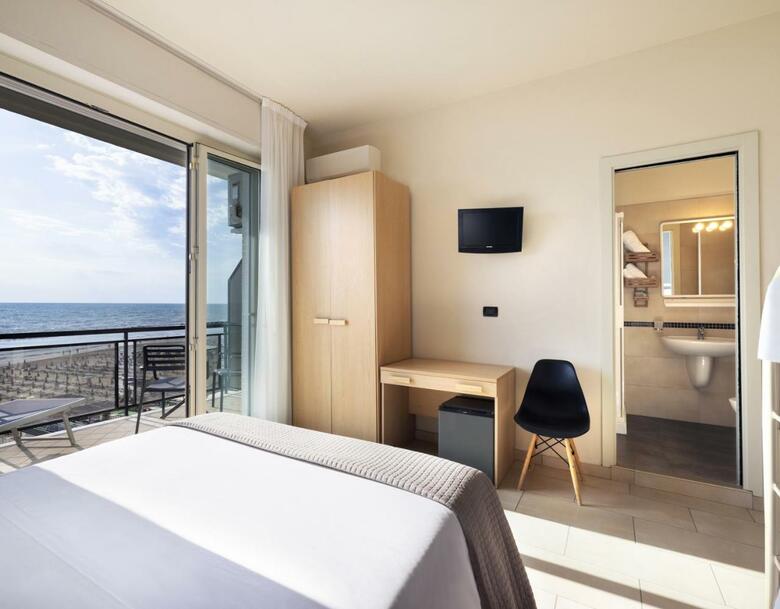 Hotel Constellation