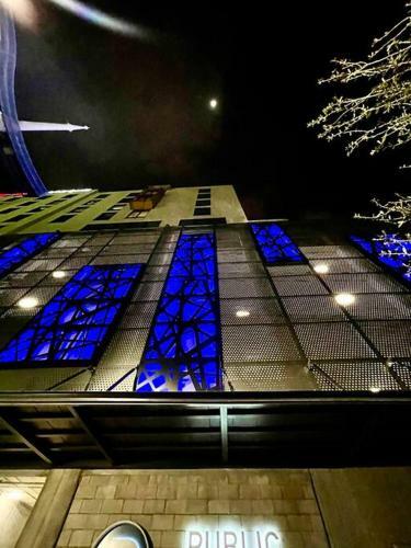Apartamento Channelside? City Views ? Fr Park ? Wifi ? Pool ?