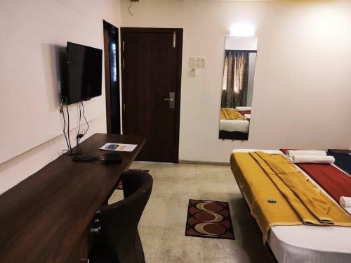 Hotel Manasi Royal