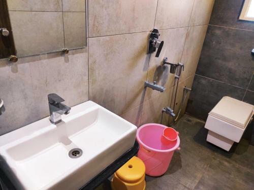 Hotel Manasi Royal