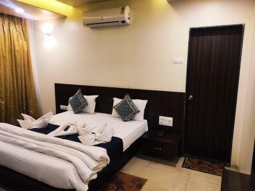 Hotel Manasi Royal