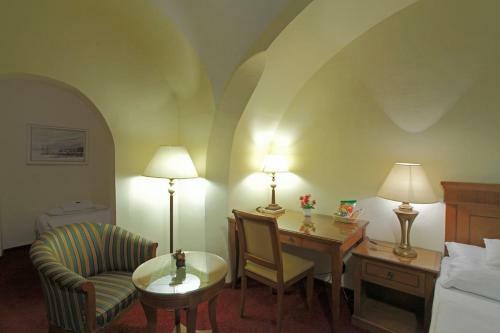 Hotel Romantik Eger