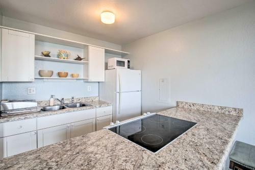 Apartamento New! Makaha Valley Condo Less Than 2 Mi To Beach Access!