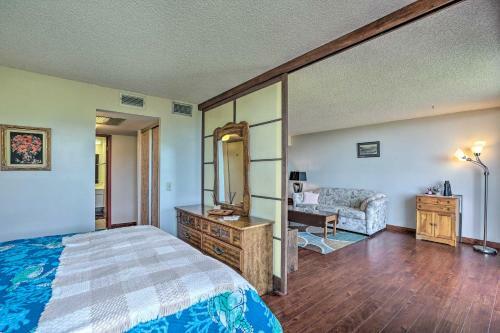 Apartamento Lush Condo With Community Pool, 1 Mi To Beach!