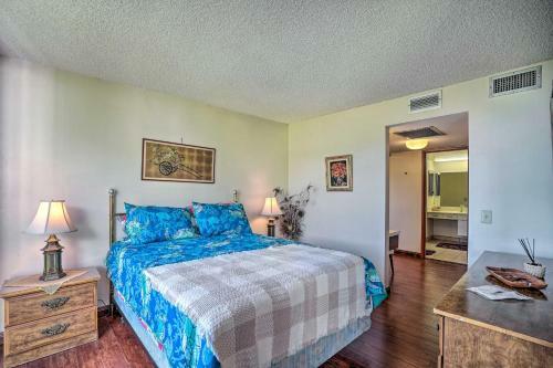 Apartamento Lush Condo With Community Pool, 1 Mi To Beach!