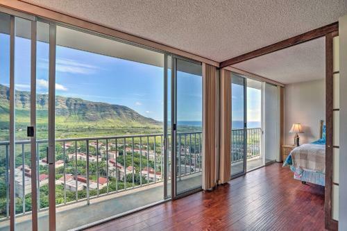 Apartamento Lush Condo With Community Pool, 1 Mi To Beach!