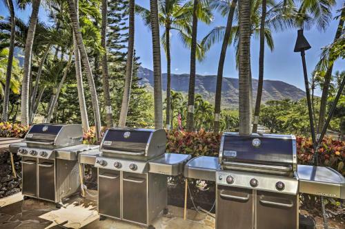 Apartamento Lush Condo With Community Pool, 1 Mi To Beach!