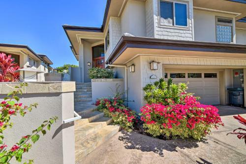 Resort Townhome With Nearby Beach Club Access!