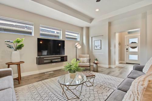 Outstanding Meridian 3 Bedroom Custom Home In Central Meridian