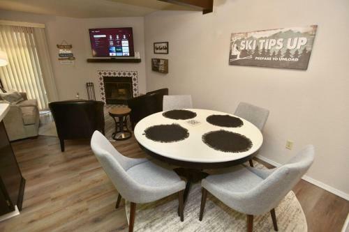 Apartamento Hemlock Hideaway By Casago Mccall - Donerightmanagement