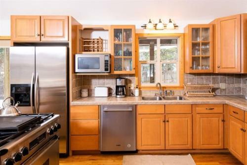 The Smitty Place By Casago Mccall - Donerightmanagement