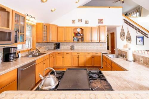 The Smitty Place By Casago Mccall - Donerightmanagement
