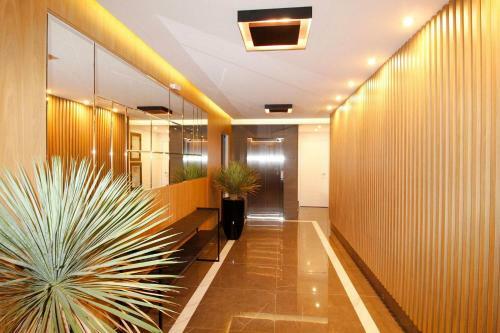 1086 - Apartamento T�rreo Com Jacuzzi No Centro de Bombinhas