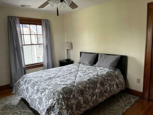 Historic Downtown Brownsburg Home W/charm