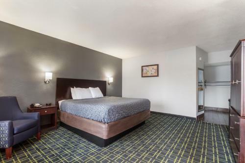 Hotel One Life Studios