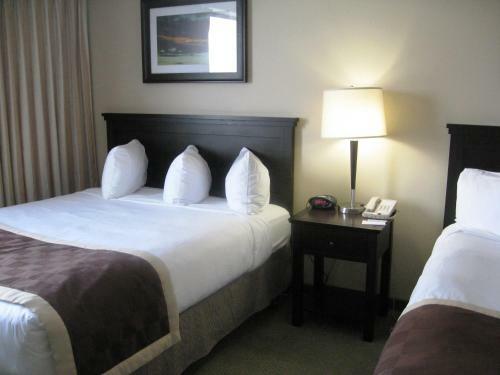 Hotel Red Deer Lodge